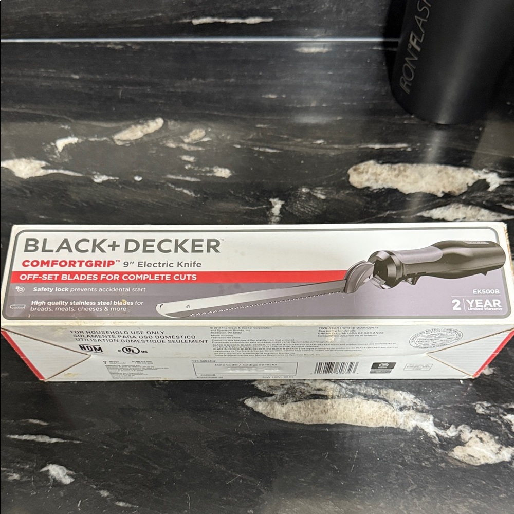 Black & Decker ComfortGrip Electric Knife with Off-Set Blades